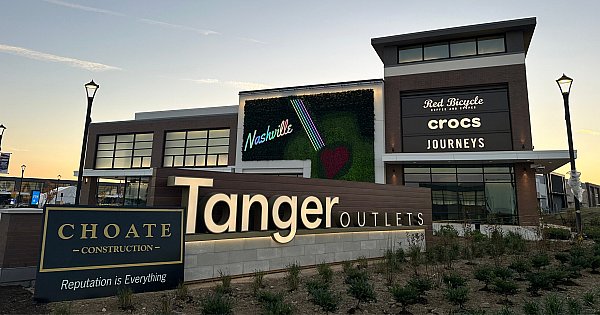 Tanger Outlets, Choate Construction Celebrate Nashville Grand Opening